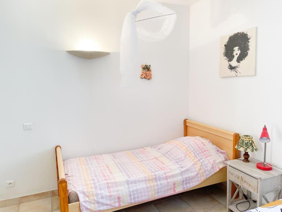 Petit Paradis . Pujaut 외부 사진